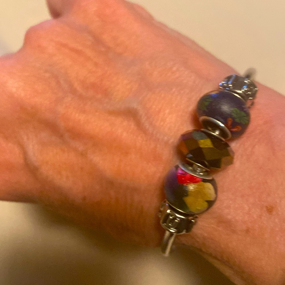 Multi colour beaded bracelet